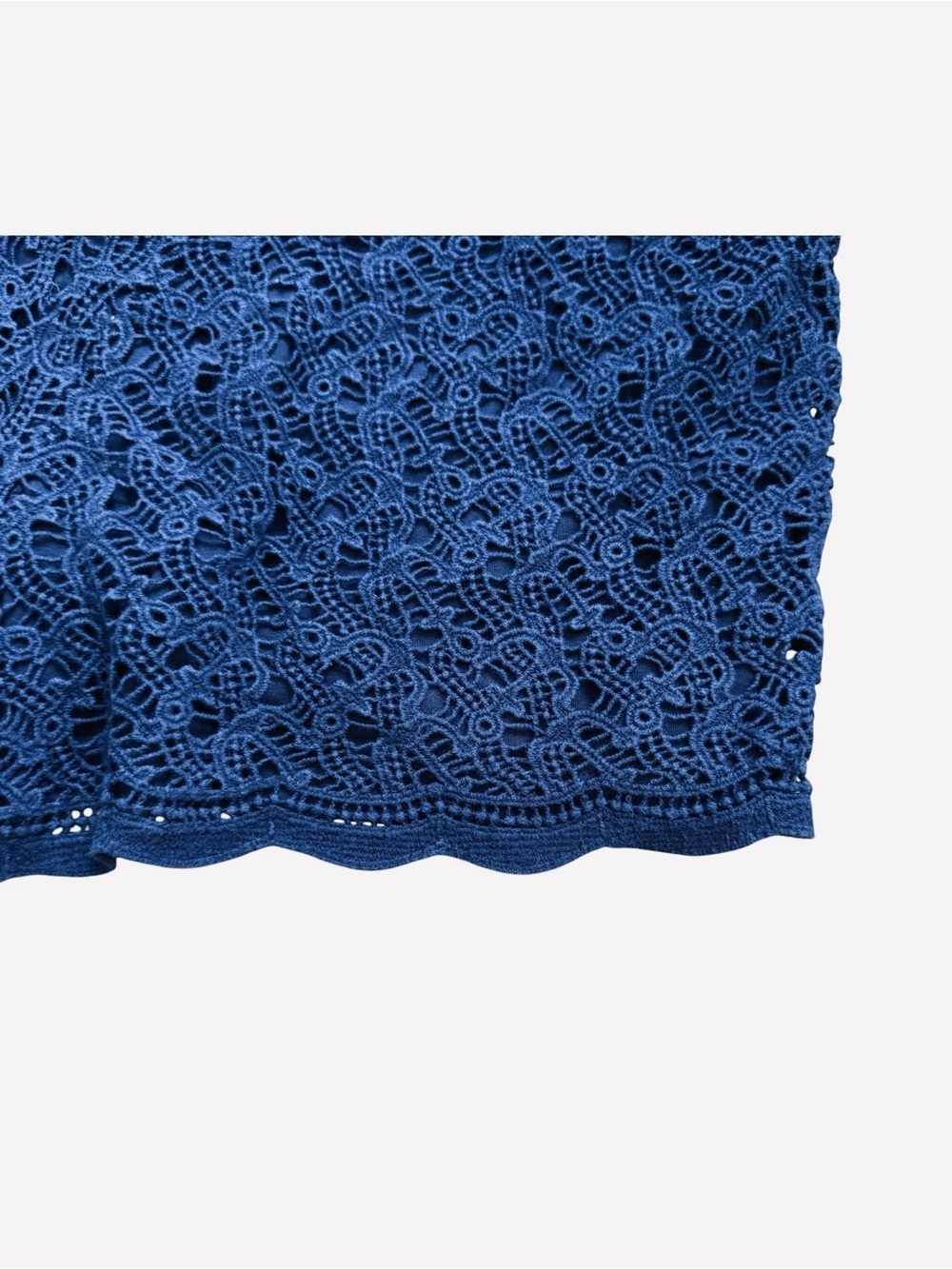 Lilly Pulitzer Crochet Lace Overlay Shorts Size Small Navy Blue Pull On Cotton - Picture 6 of 9